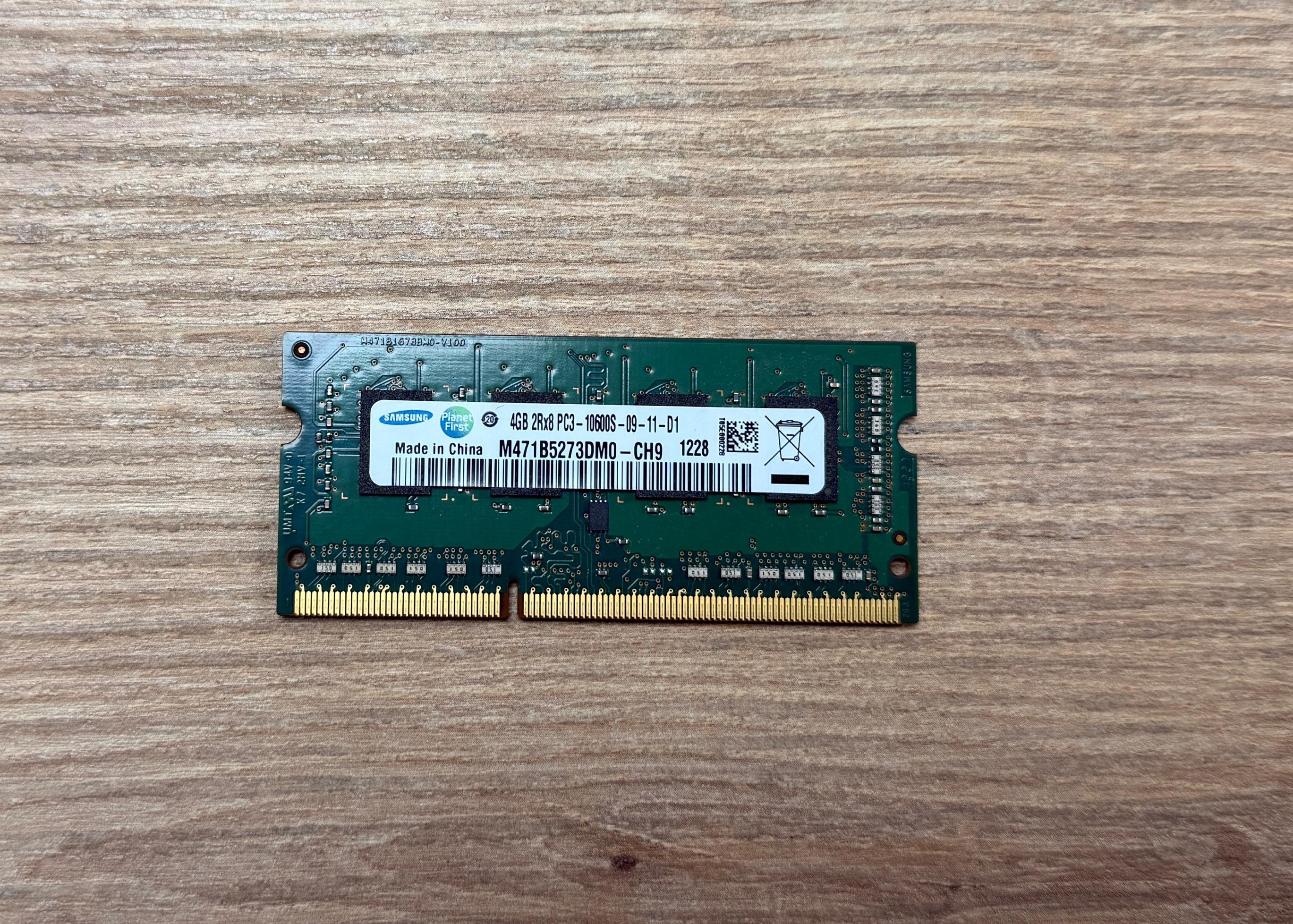 Samsung 4 GB 1600 MHz DDR3 CL9 SODIMM M471B5273CH0-CH9 Ram